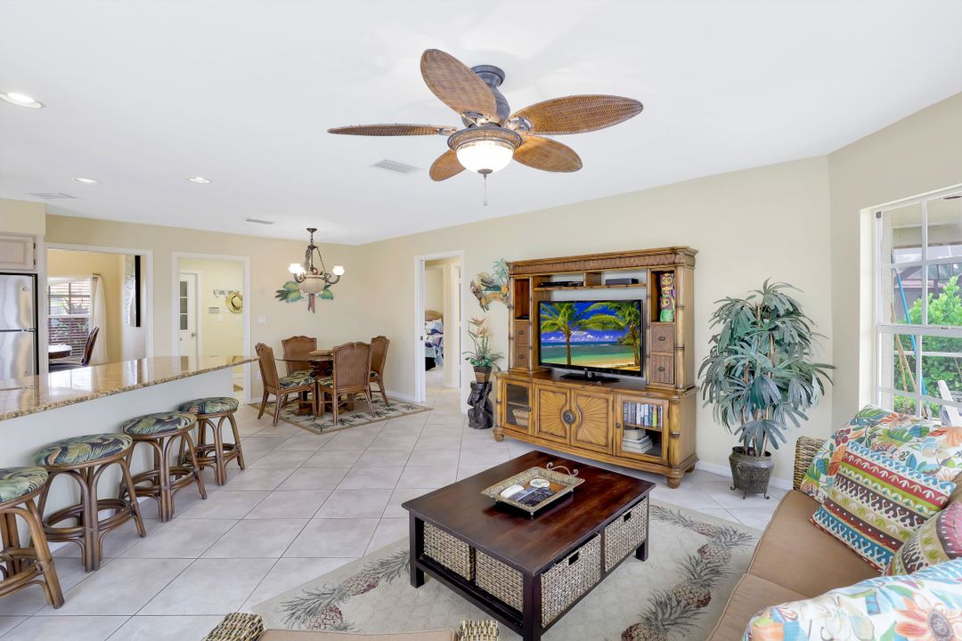 1130 Lighthouse Ct, Marco Island, FL 34145