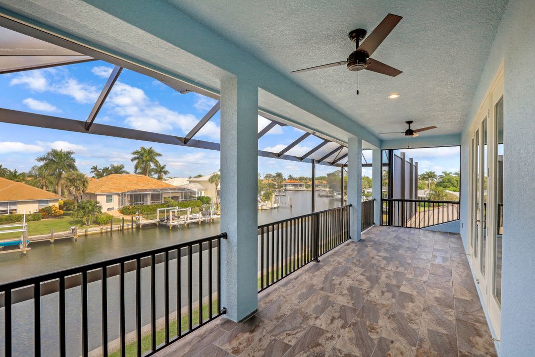 782 Saturn Ct, Marco Island, FL 34145