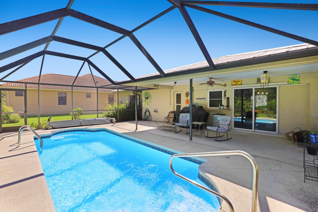 2207 SW 38th Terrace, Cape Coral, FL 33914
