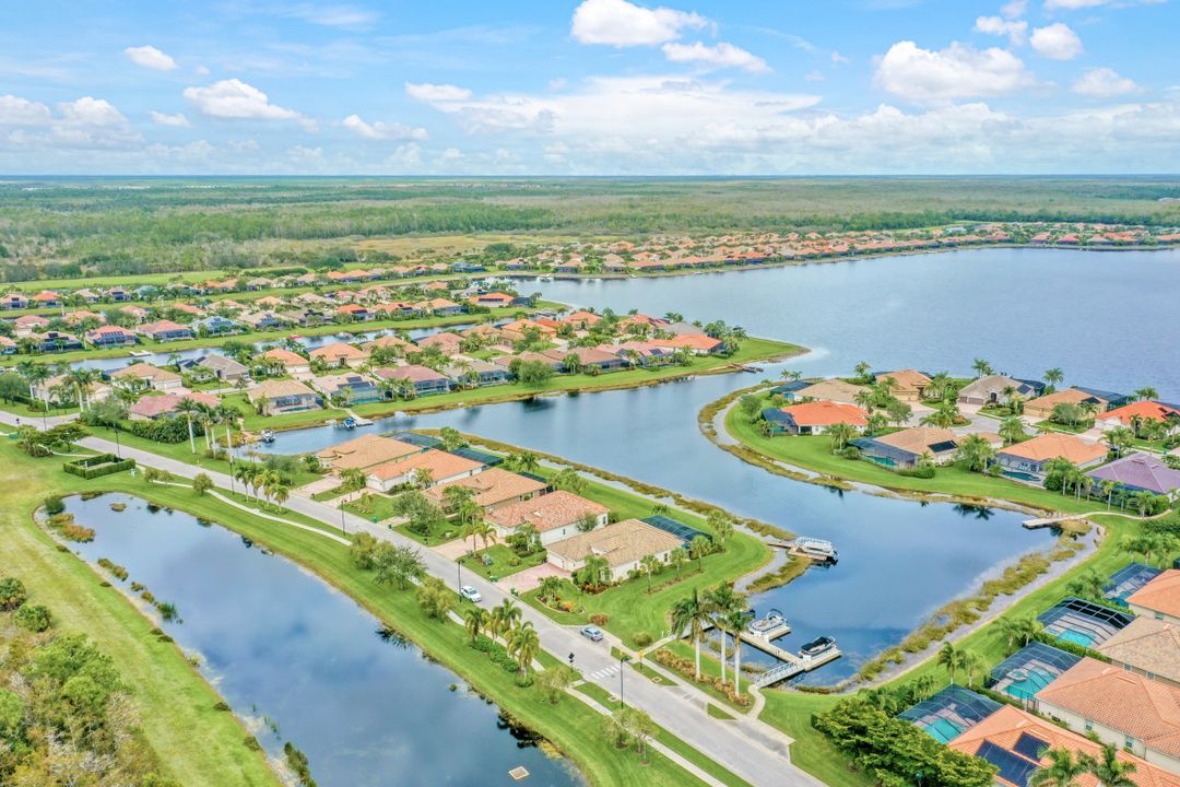 9364 Marble Stone Dr, Naples, FL 34120