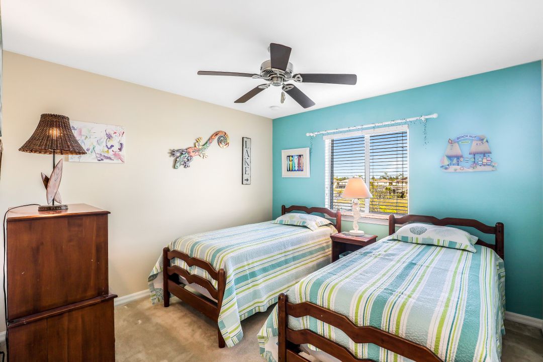 8609 Sumner Ave, Fort Myers, FL 33908