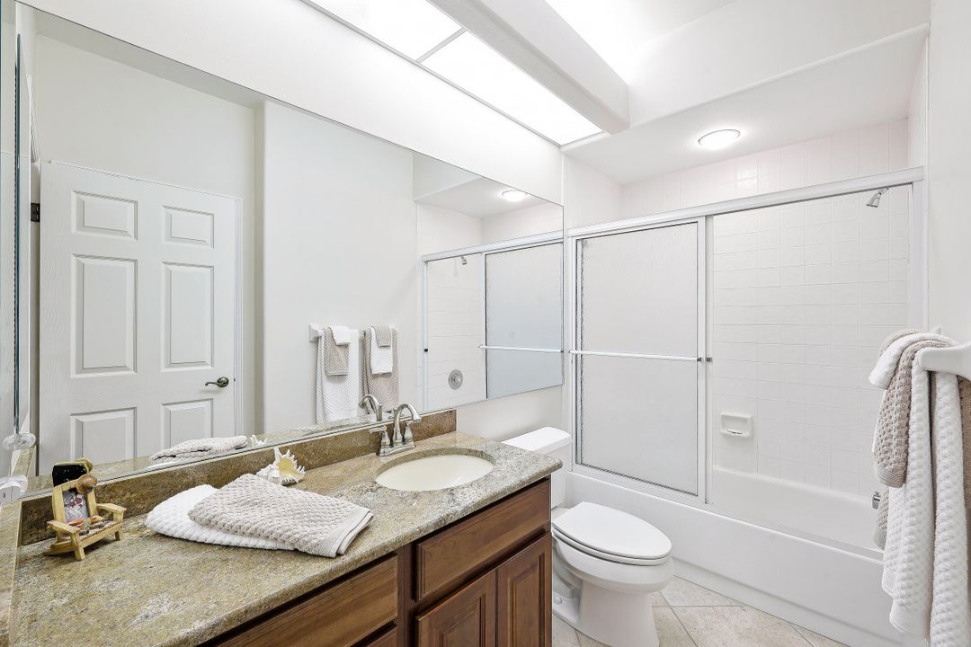 13641 Southampton Dr, Bonita Springs, FL 34135