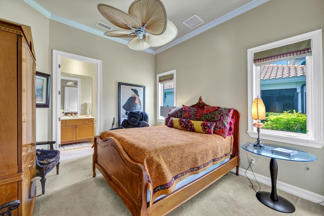 18020 Via Bellamare Ln, Miromar Lakes, FL 33913