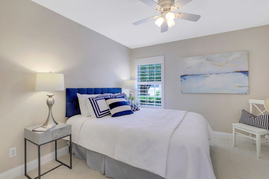 2810 Sailors Way, Naples, FL 34109