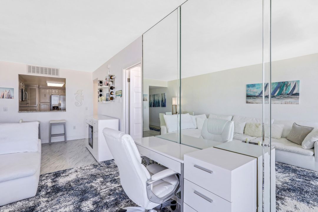 180 Seaview Ct #1009, Marco Island, FL 34145