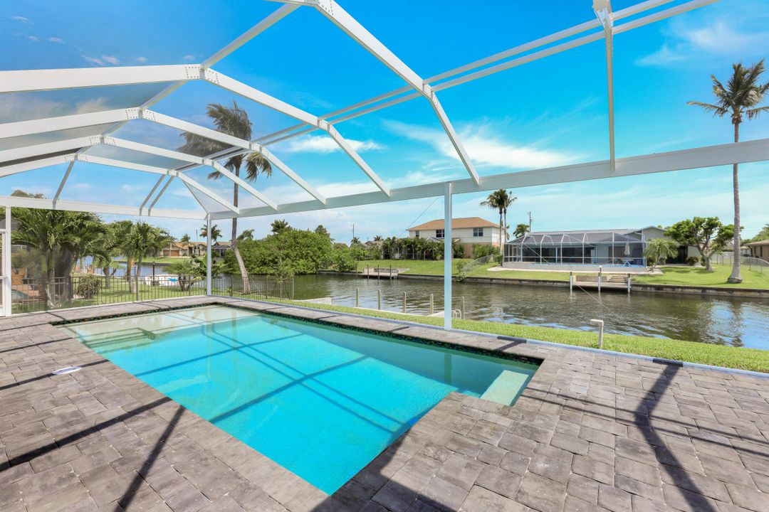 602 SW 35th St, Cape Coral, FL 33914