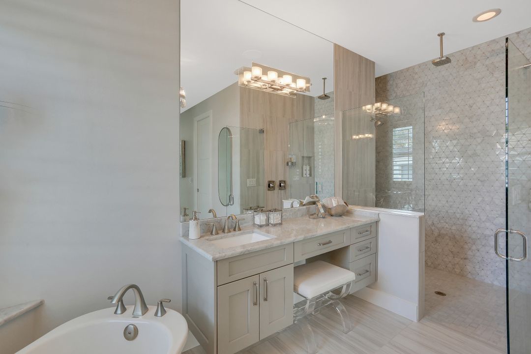 1214 El Dorado Pkwy E, Cape Coral, FL 33904