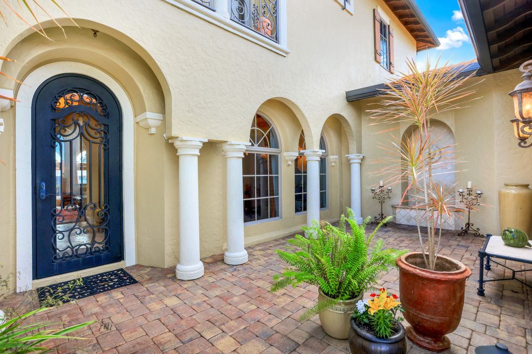 4907 Pelican Blvd, Cape Coral, FL 33914