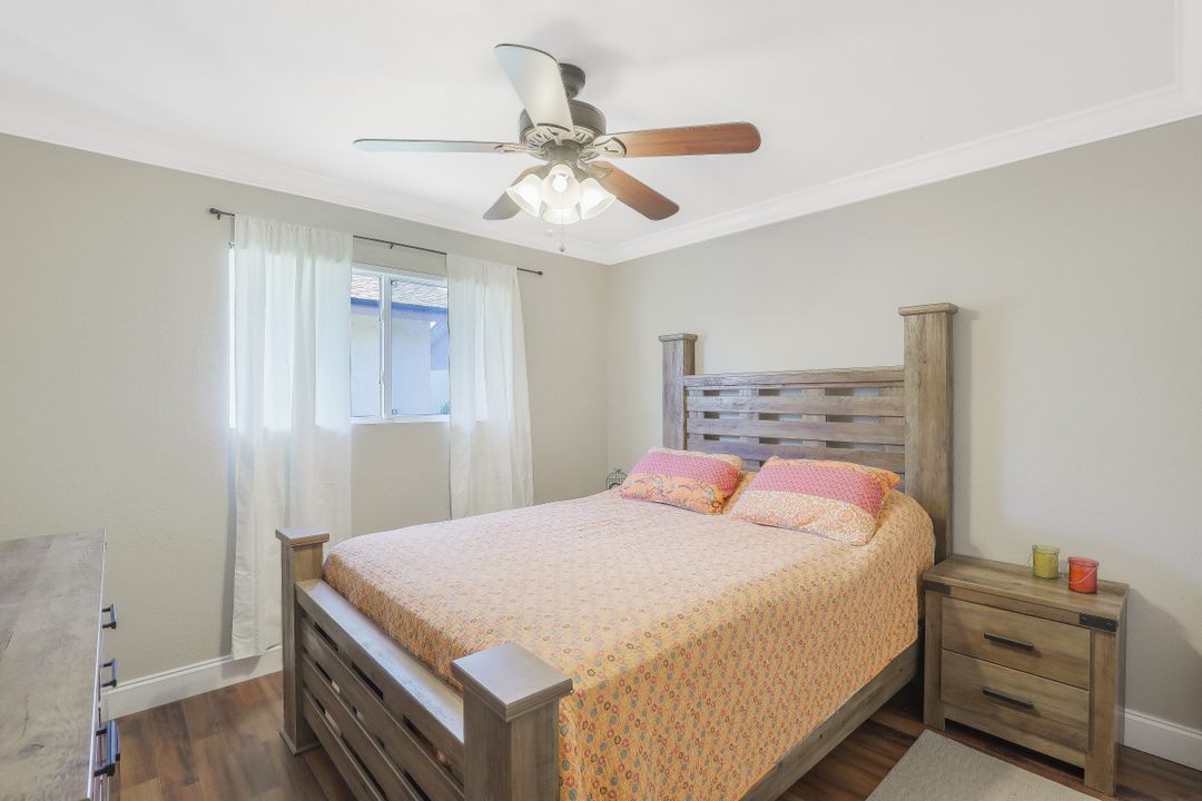 6474 Royal Woods Dr, Fort Myers, FL 33908