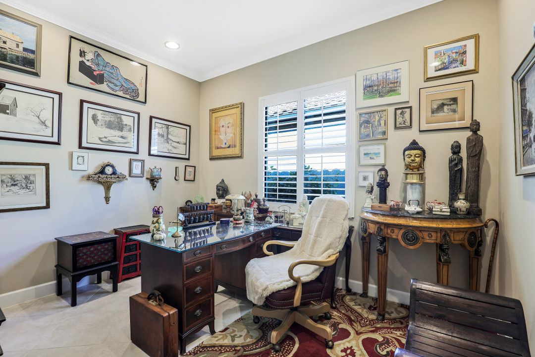 9096 Isla Bella Cir, Bonita Springs, FL 34135