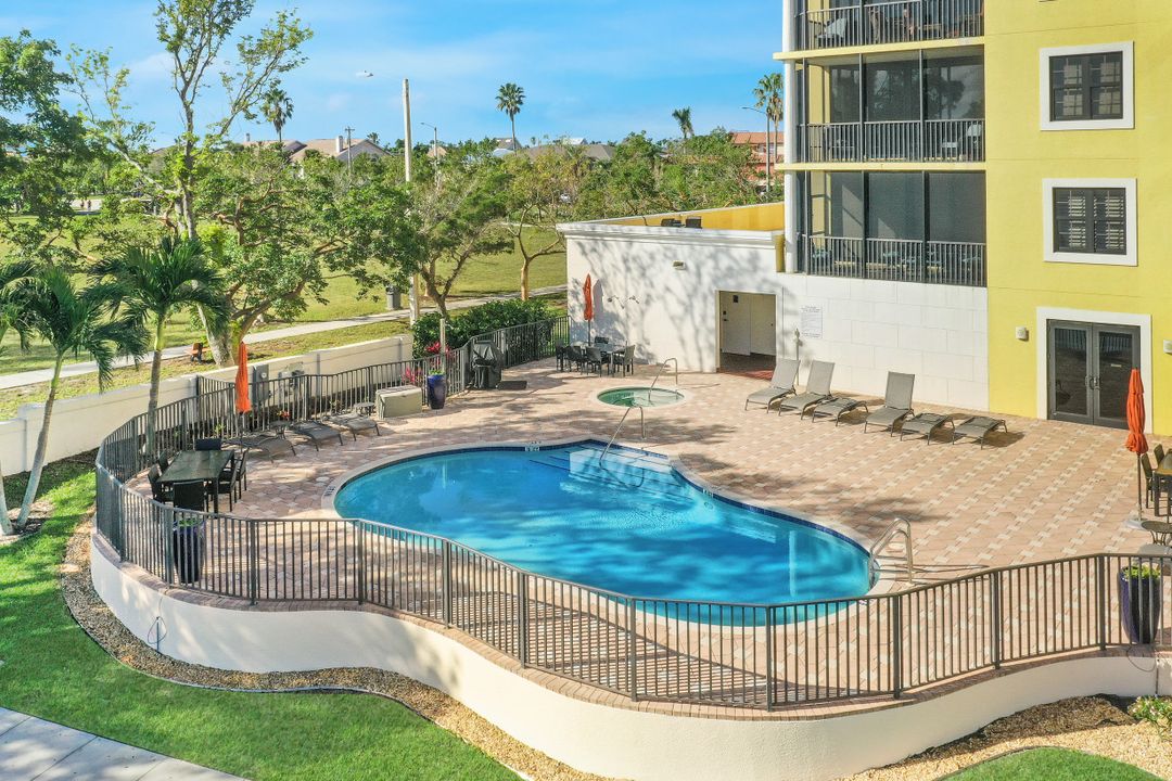 4029 SE 20th Pl #102, Cape Coral, FL 33904