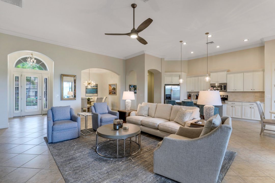 9765 Nickel Ridge Cir, Naples, FL 34120