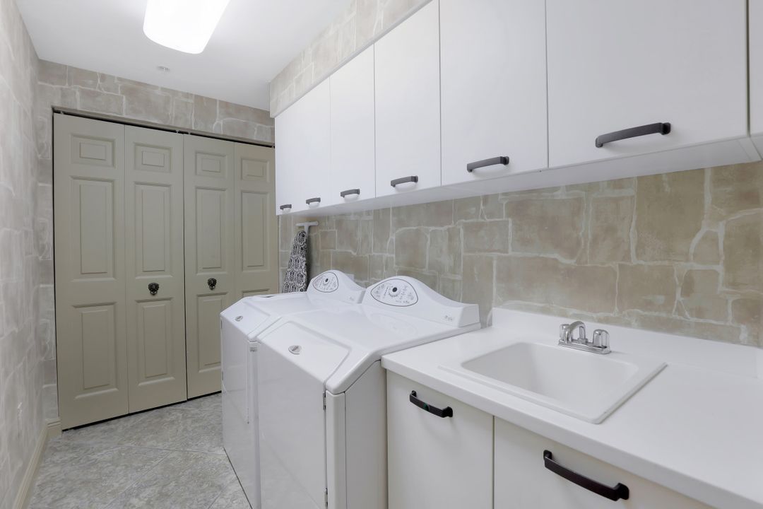 740 N Collier Blvd #201, Marco Island, FL 34145