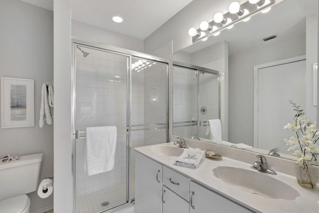 102 Pebble Shores Dr #3-201, Naples, FL 34110