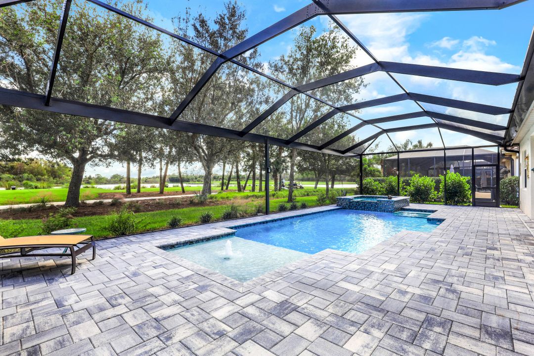 9795 Nickel Ridge Cir, Naples, FL 34120