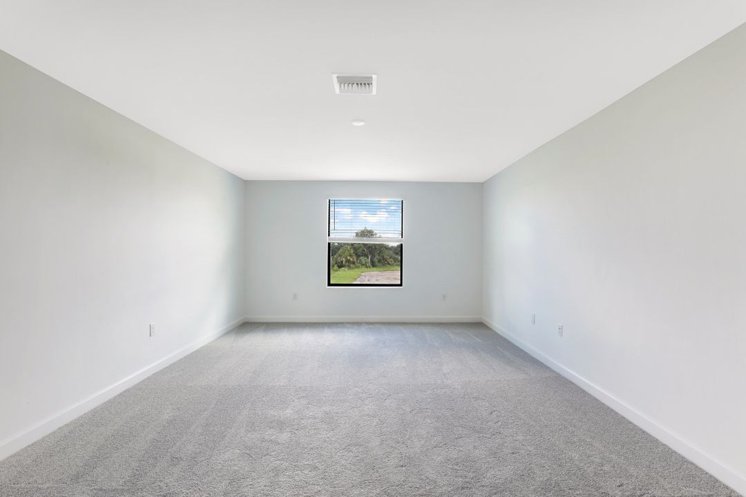 11350 Timber Creek Dr, Fort Myers, FL 33913