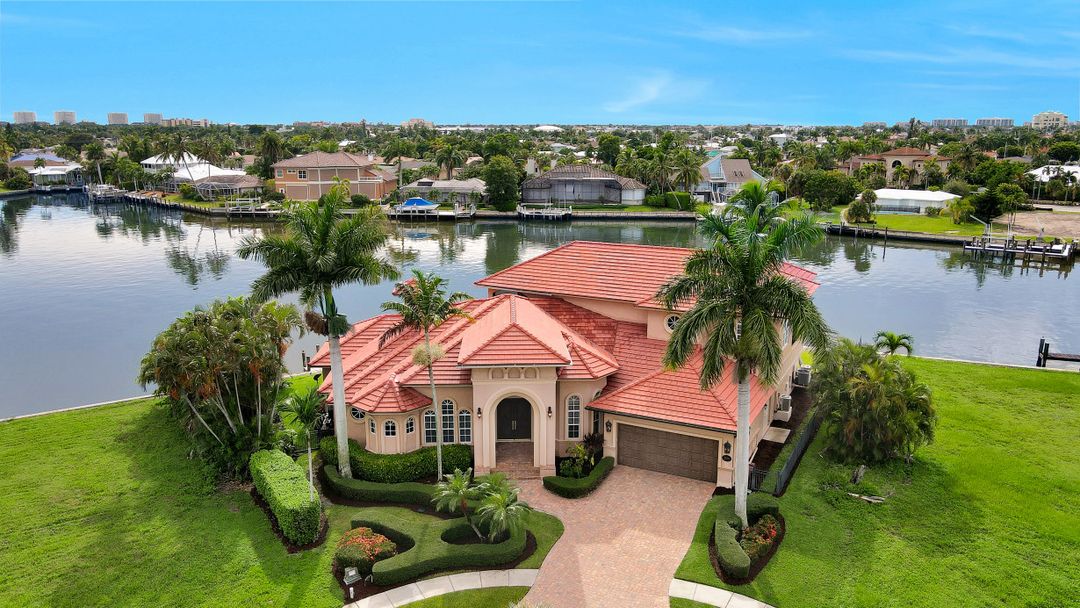 1404 Butterfield Ct, Marco Island, FL 34145