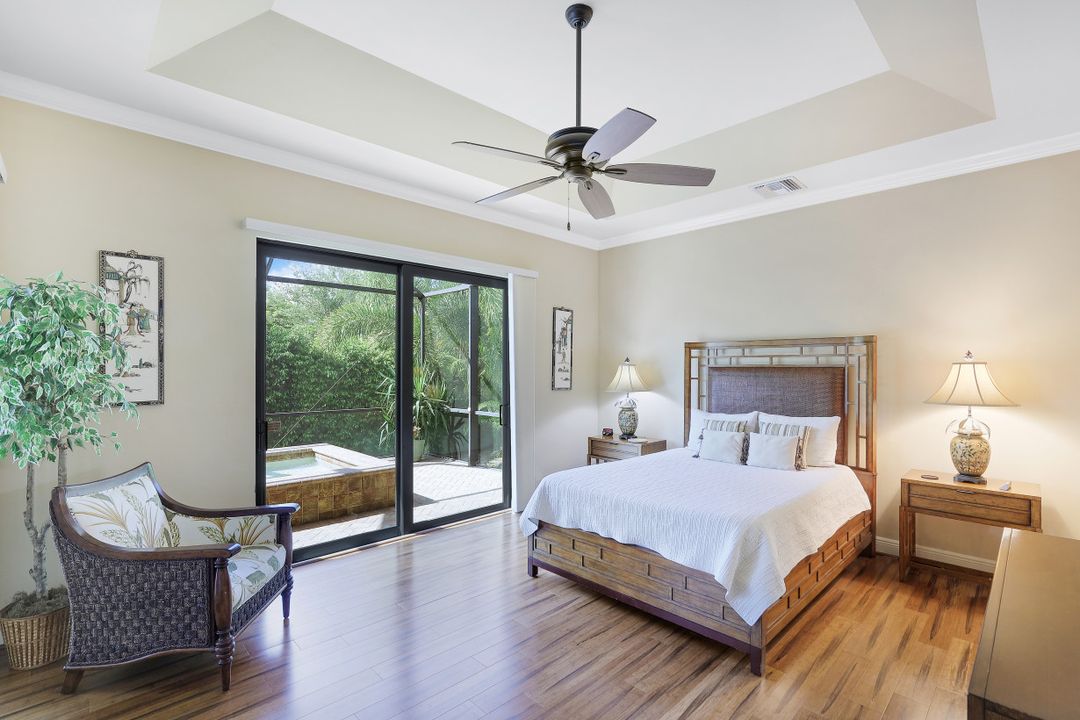 808 Seagrape Dr, Marco Island, FL 34145