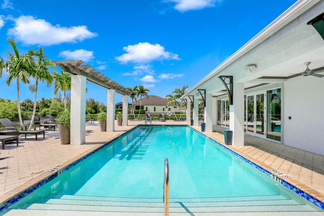 17212 Hidden Estates Cir, Fort Myers, FL 33908