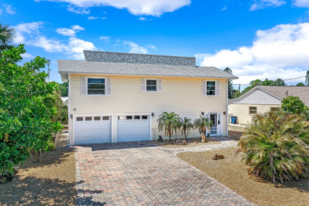 230 Donora Blvd, Fort Myers Beach, FL 33931