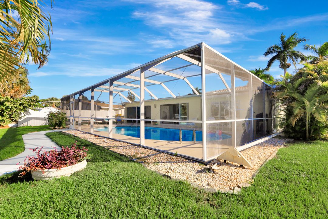 5310 Bayshore Ave, Cape Coral, FL 33904