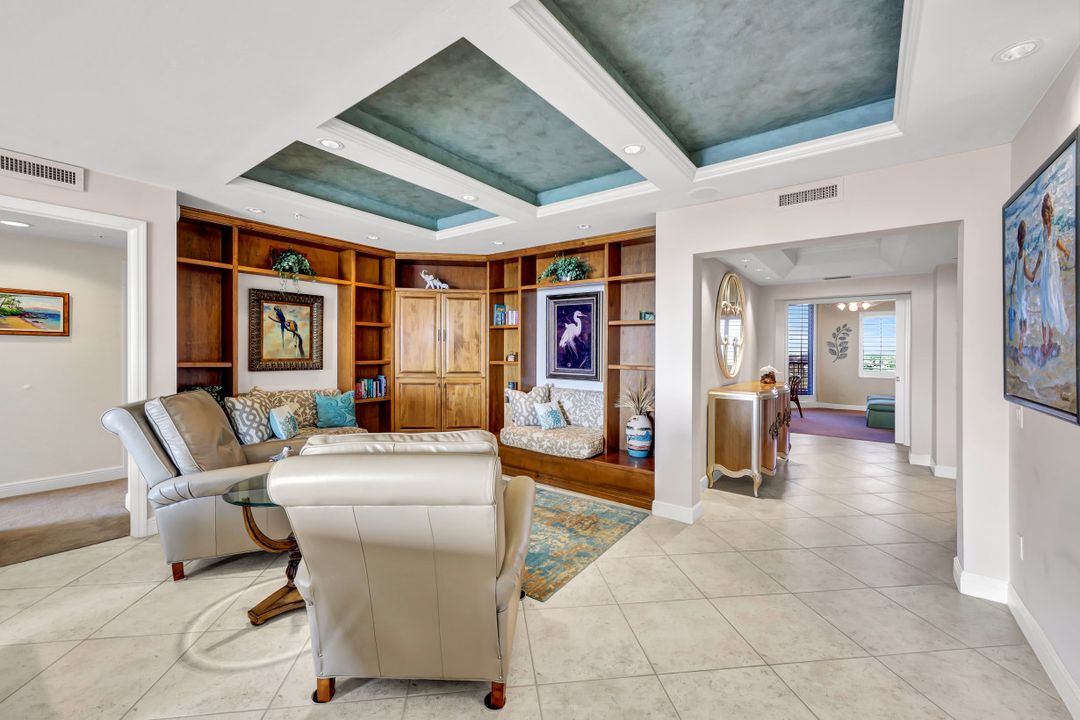 8960 Bay Colony Dr #1202, Naples, FL 34108