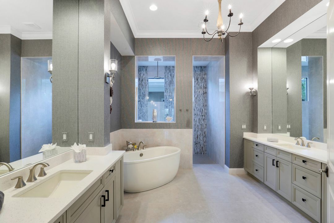 9539 Via Lago Way, Fort Myers, FL 33912