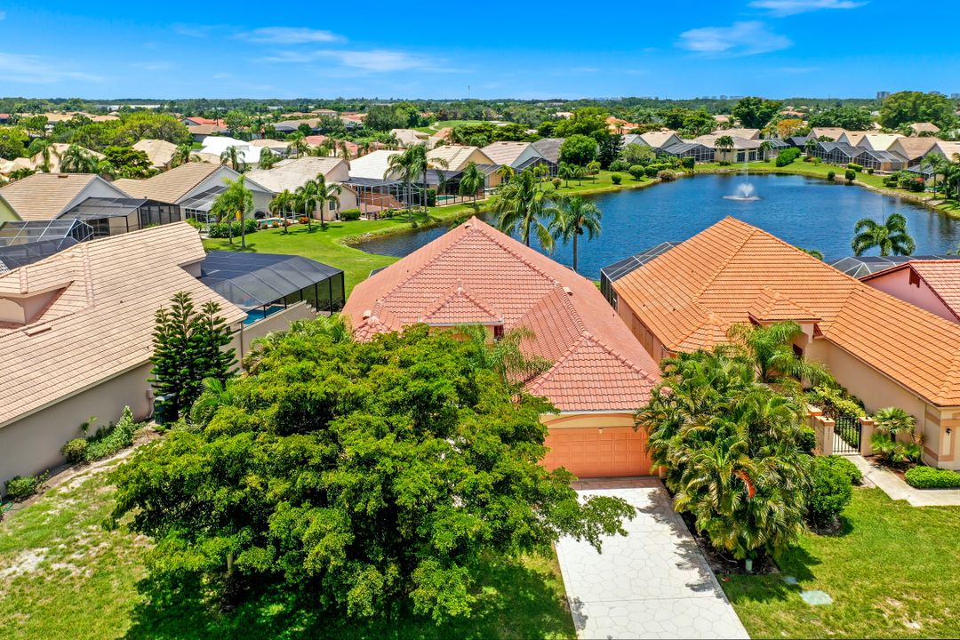 28448 Highgate Dr, Bonita Springs, FL 34135