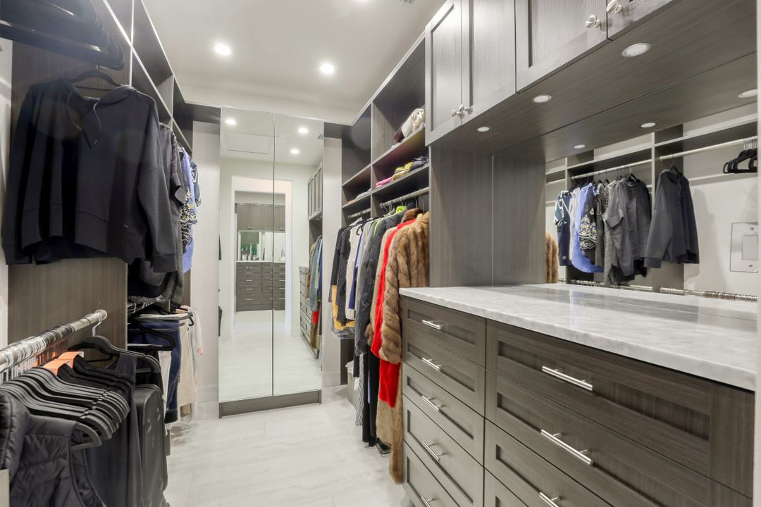 13840 Luna Dr, Naples, FL 34109