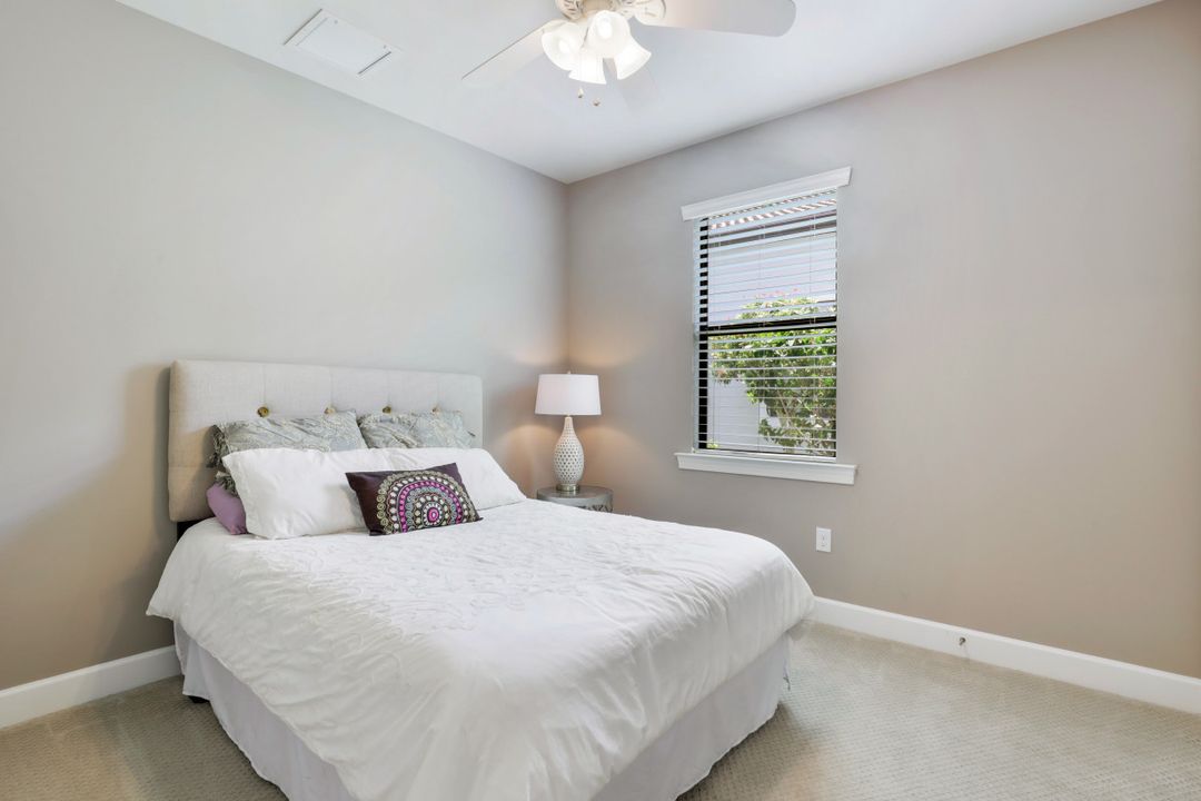 9373 Surfbird Ct, Naples, FL 34120