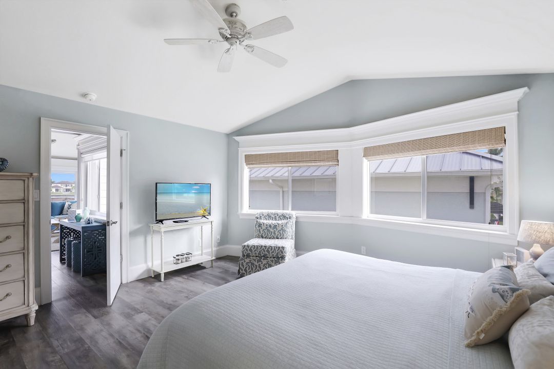 1672 Villa Ct, Marco Island, FL 34145