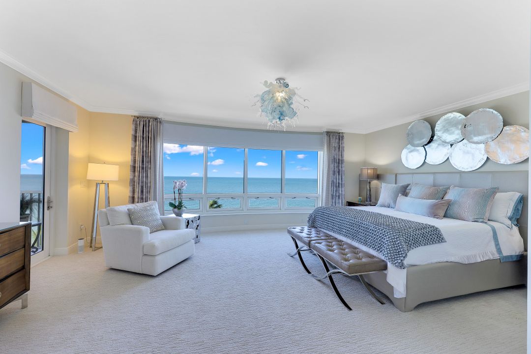 9235 Gulf Shore Dr #501, Naples, FL 34108