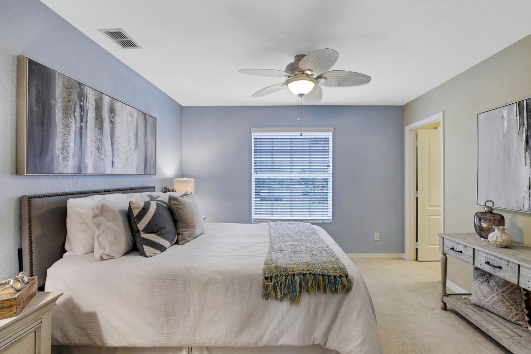 1370 Weeping Willow Ct, Cape Coral, FL 33909