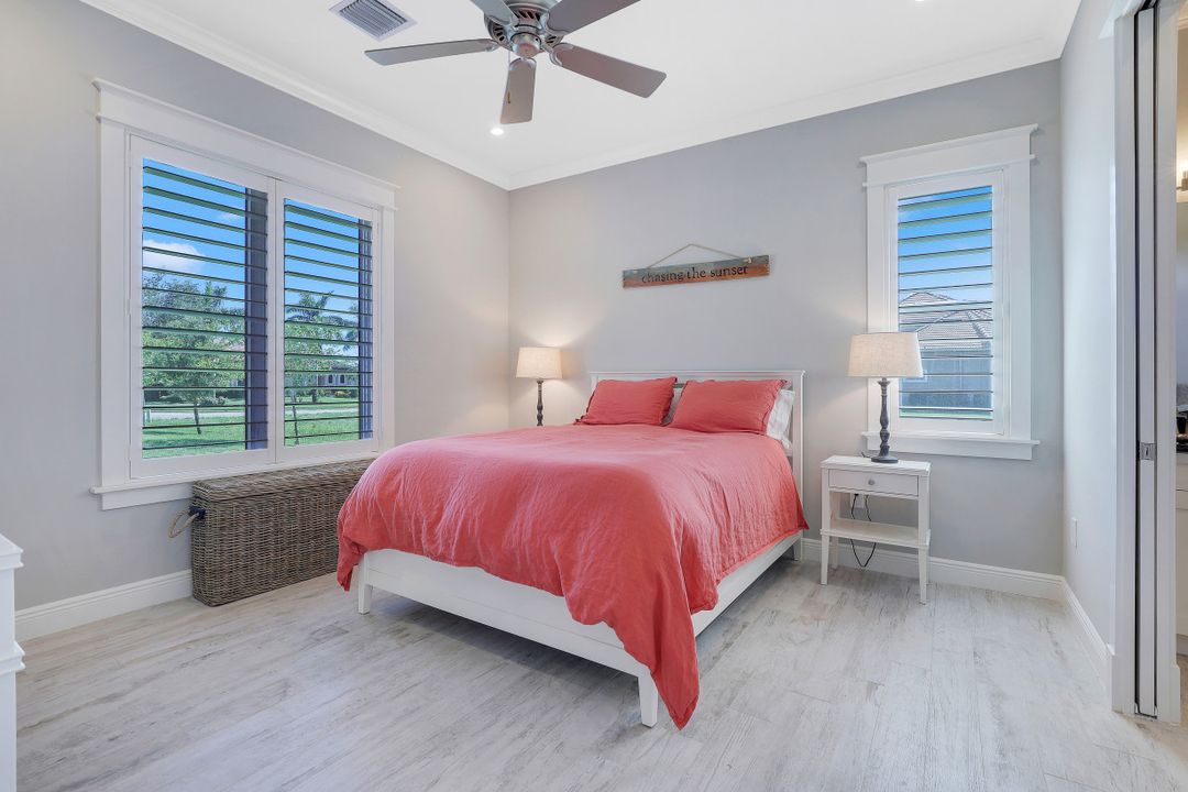 921 W Cape Estates Cir, Cape Coral, FL 33993