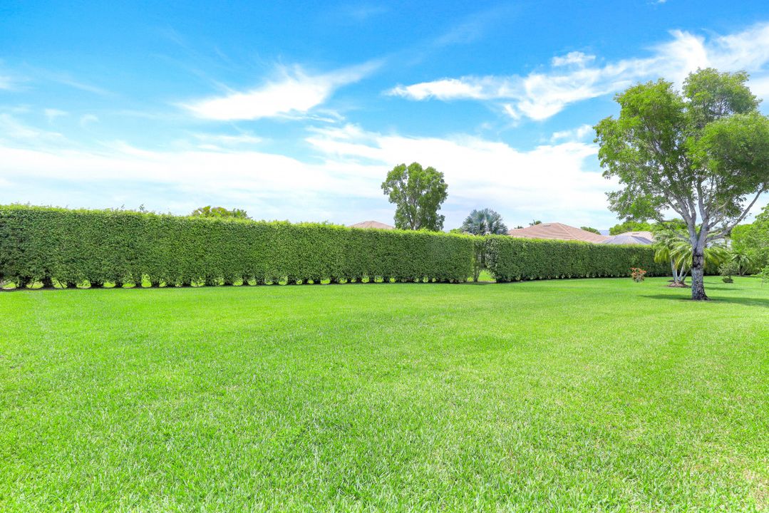 6705 Calumet Dr, Naples, FL 34113