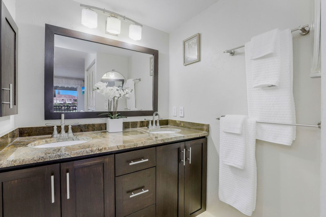 4549 SE 5th Pl #214, Cape Coral, FL 33904