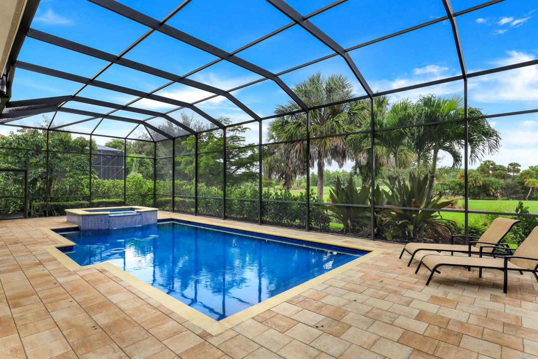 9539 Via Lago Way, Fort Myers, FL 33912