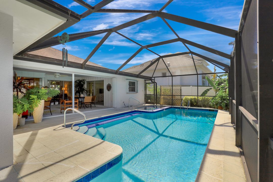 5165 Starfish Ave, Naples, FL 34103