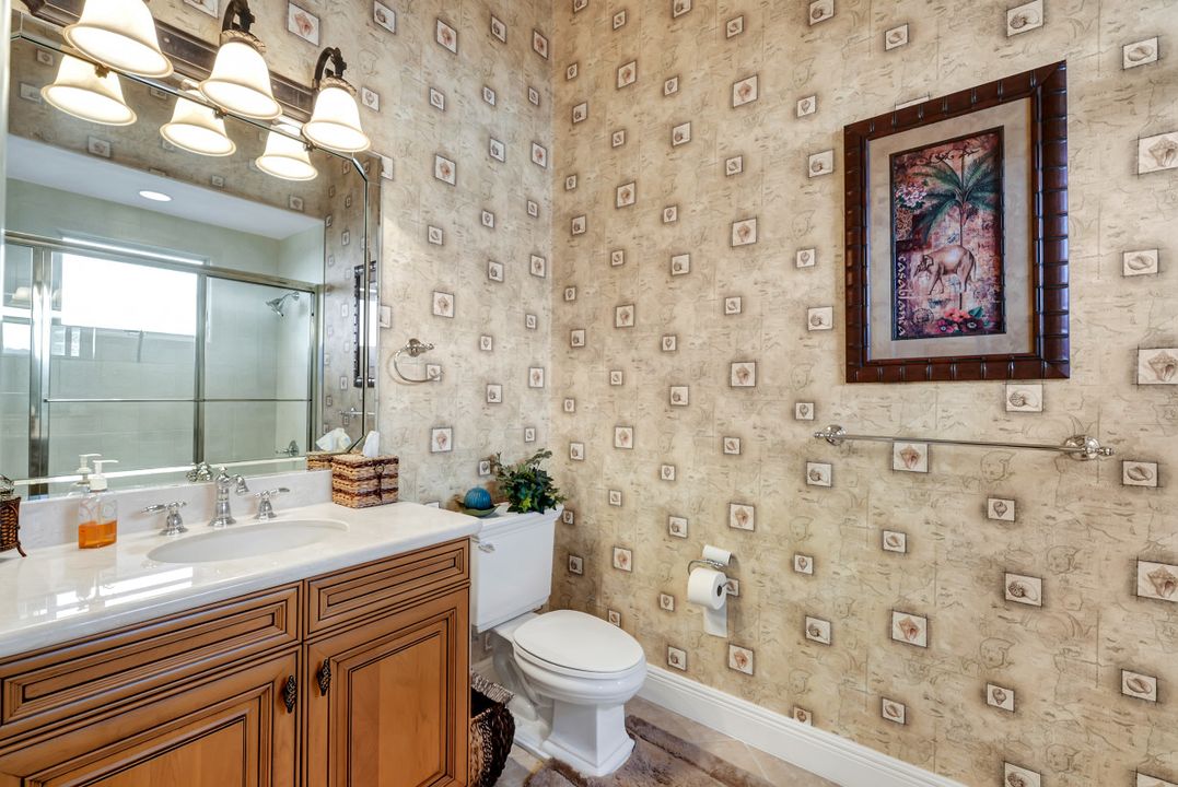 6000 Hammock Isles Cir, Naples, FL 34119