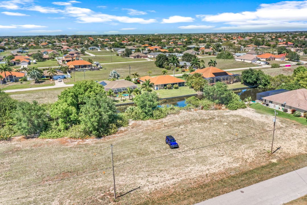 2105 NW 3rd Terrace, Cape Coral, FL 33993