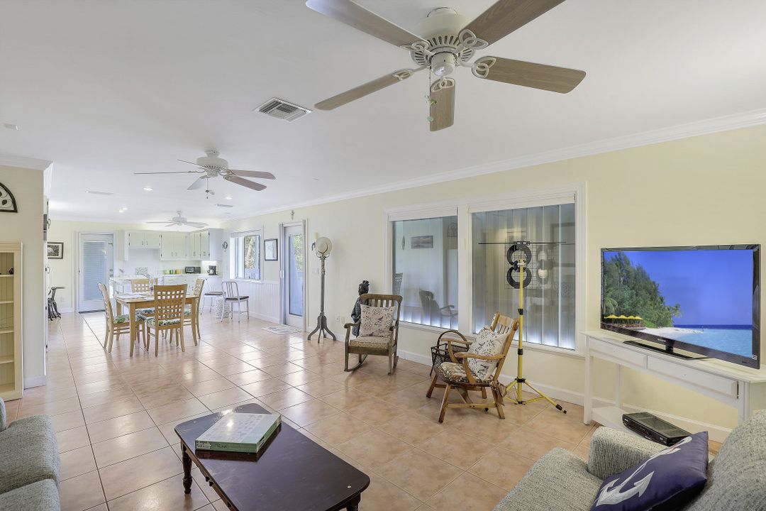 9455 Beverly Ln, Sanibel, FL 33957