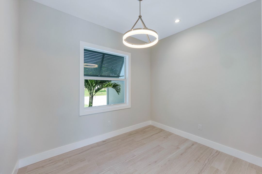 4604 SW 9th Ave, Cape Coral, FL 33914