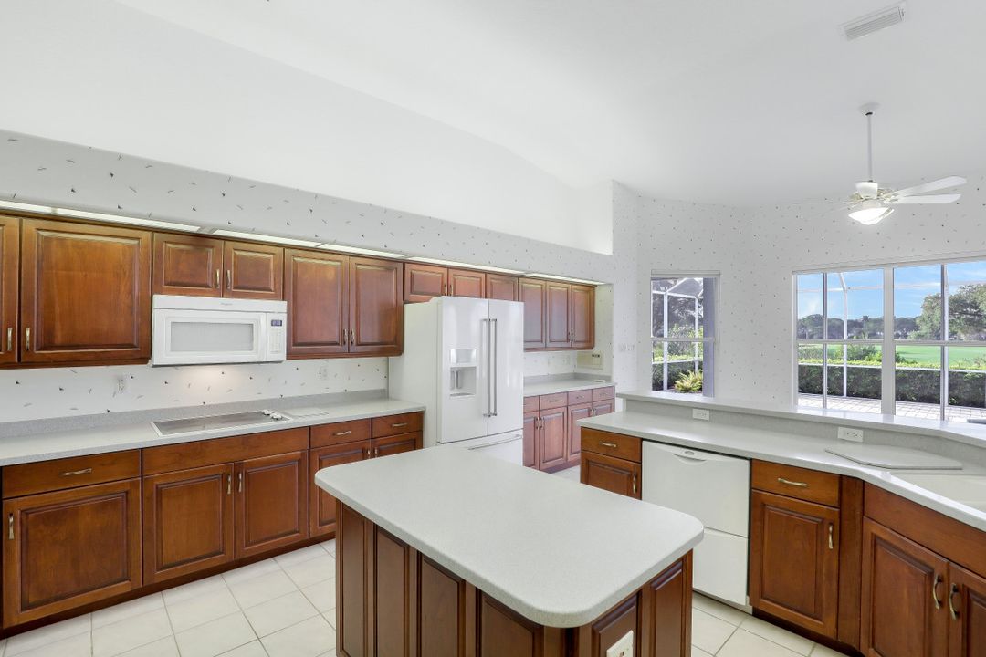 19259 Vintage Trace Cir, Fort Myers, FL 33967