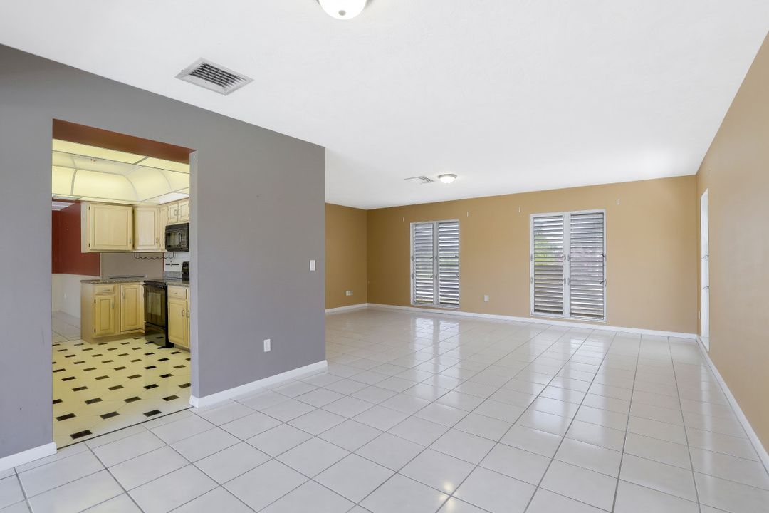 418 Yellowbird St, Marco Island, FL 34145