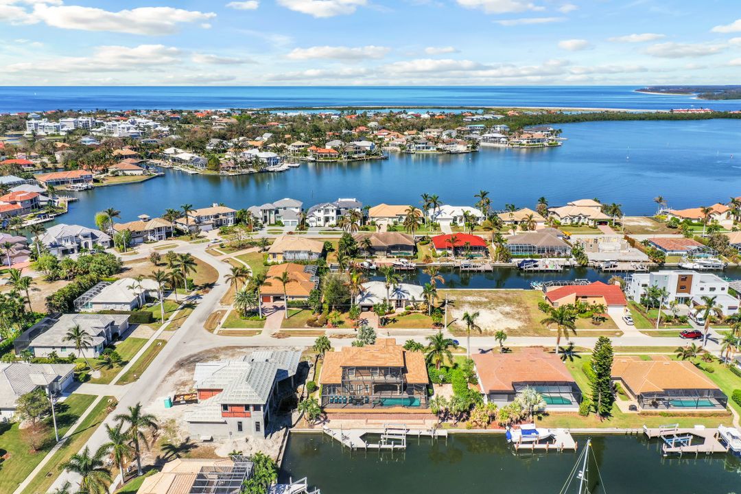 707 Plantation Ct, Marco Island, FL 34145