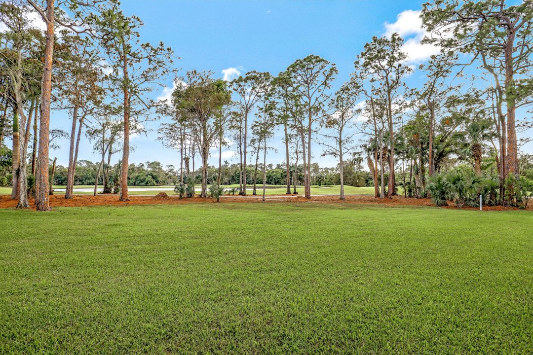 228 Fox Glen Dr APT 3202, Naples, FL 34104