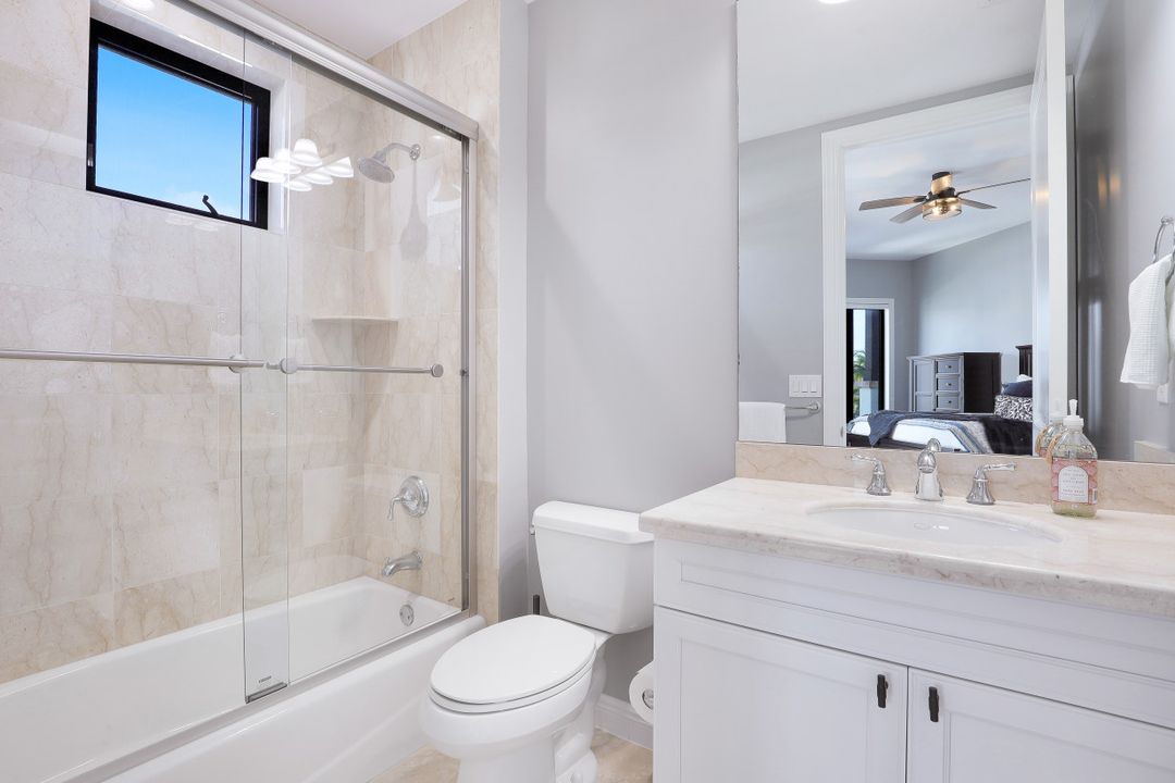 1530 5th Ave S #C-312, Naples, FL 34102