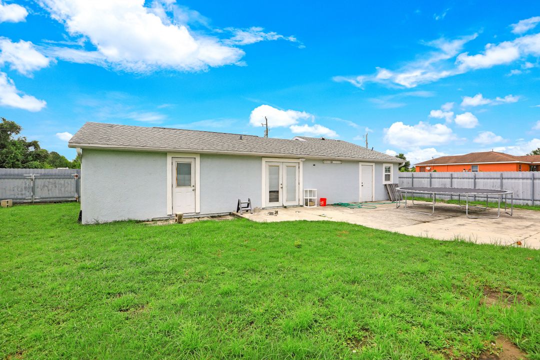 3505 20th St SW, Lehigh Acres, FL 33976