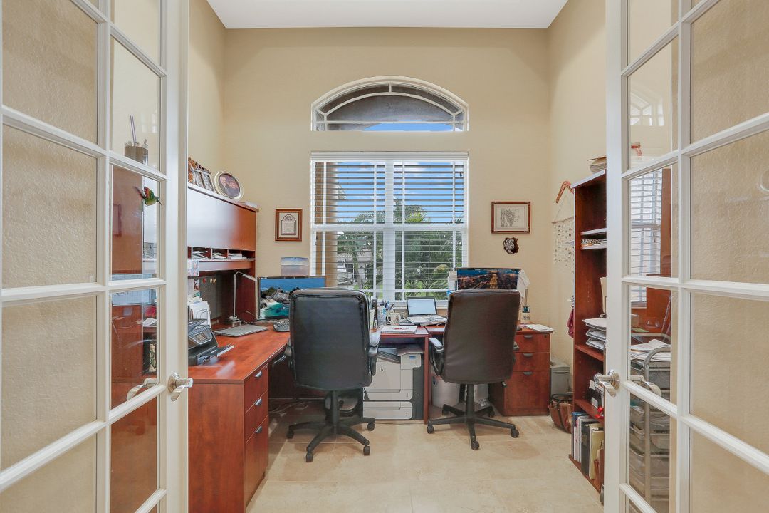 719 Coral Dr, Cape Coral, FL 33904