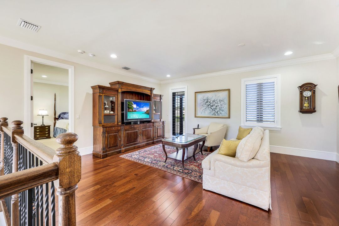 2351 Traditions Ct, Naples, FL 34105